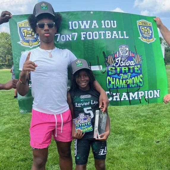 Jayden McGregory with his brother, Amari (Photo courtesy of Marissa Townsley)