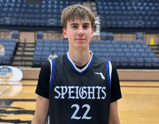 Princeton lands Forward