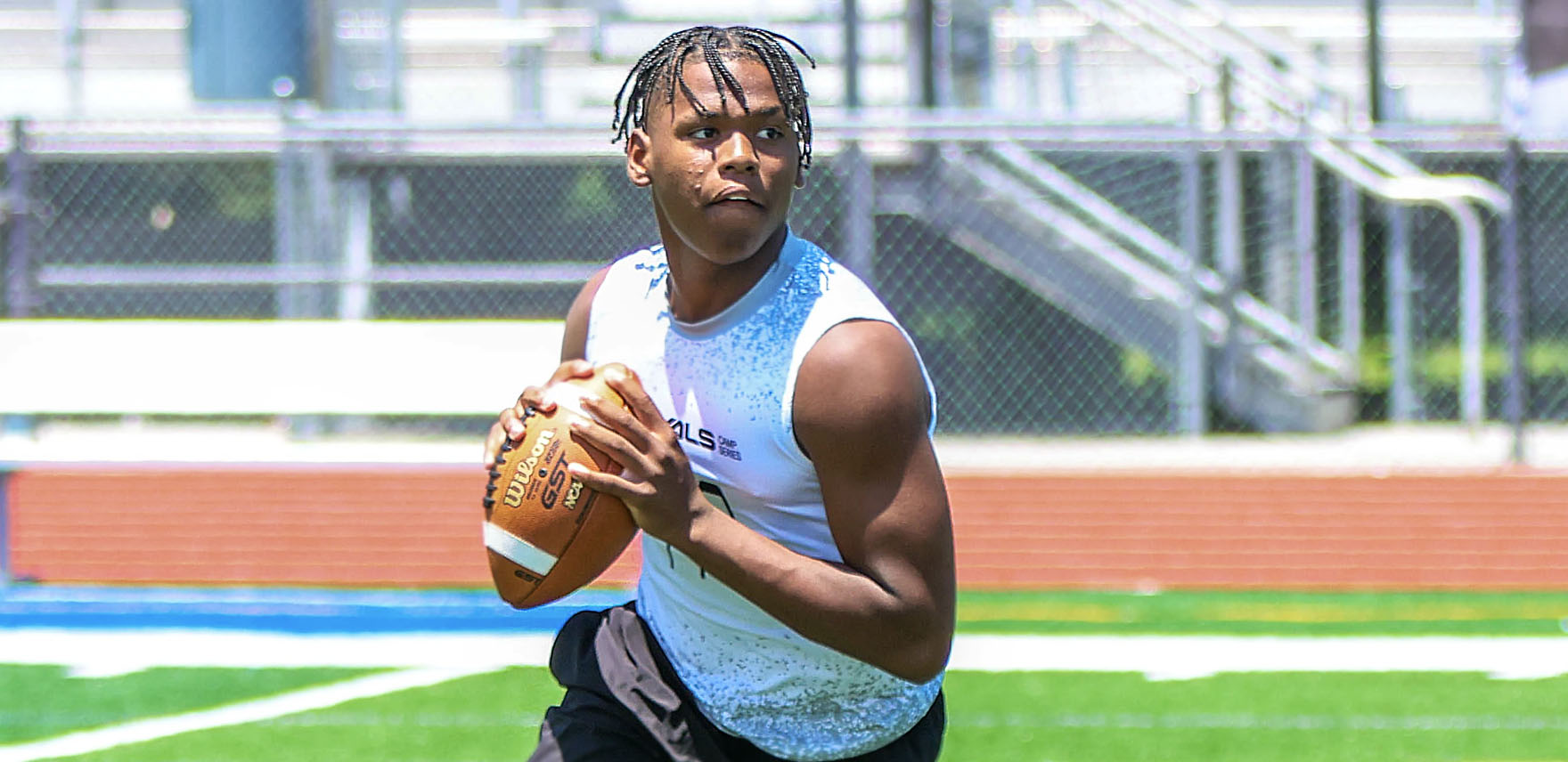 Behind the scenes details on Clemson's new QB commitment