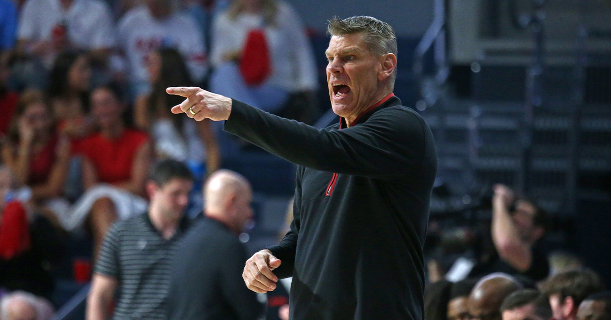 Sooners pushing for five-star visit, top-50 wing locks in official visit