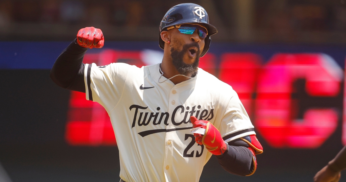 WATCH: Twins OF Byron Buxton blasts home run to complete cycle