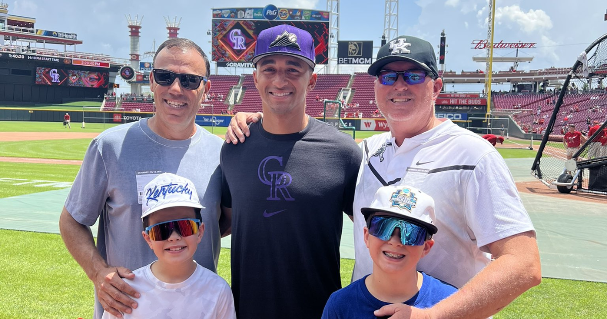 Ryan Ritter hits first MLB home run with Coach Mingione in attendance