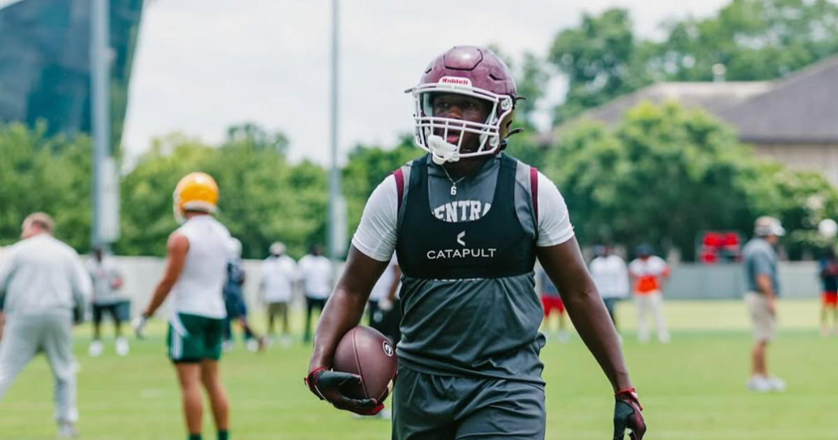 Georgia offers fast-rising 2028 running back Jacez Walton