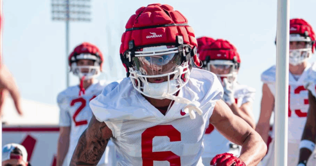 Arkansas football Raylen Sharpe
