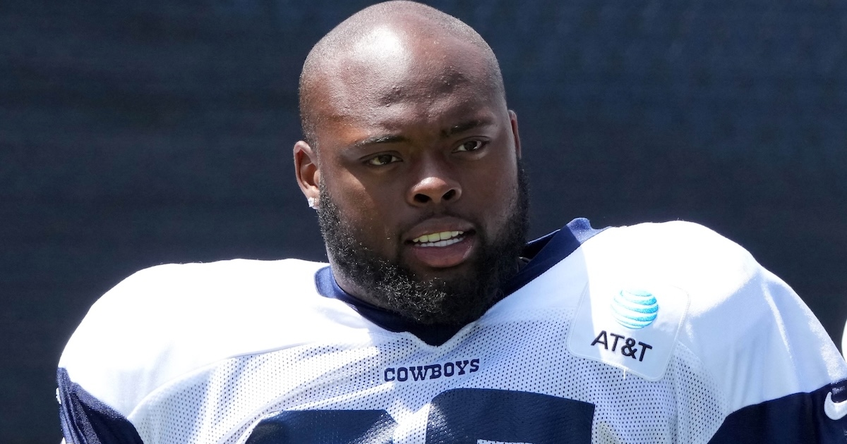 Rob Jones injury update: Dallas Cowboys guard suffers broken bone in neck during training camp