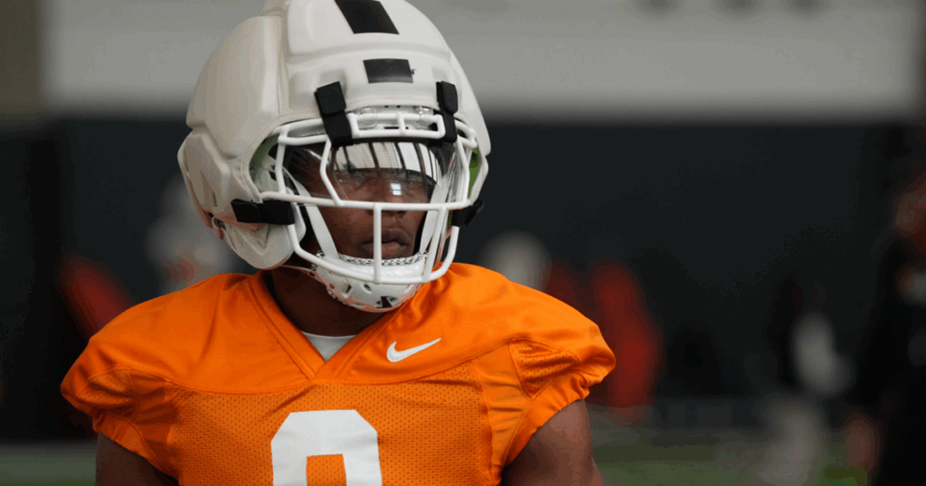 DB Colton Hood participates in turnover circuit