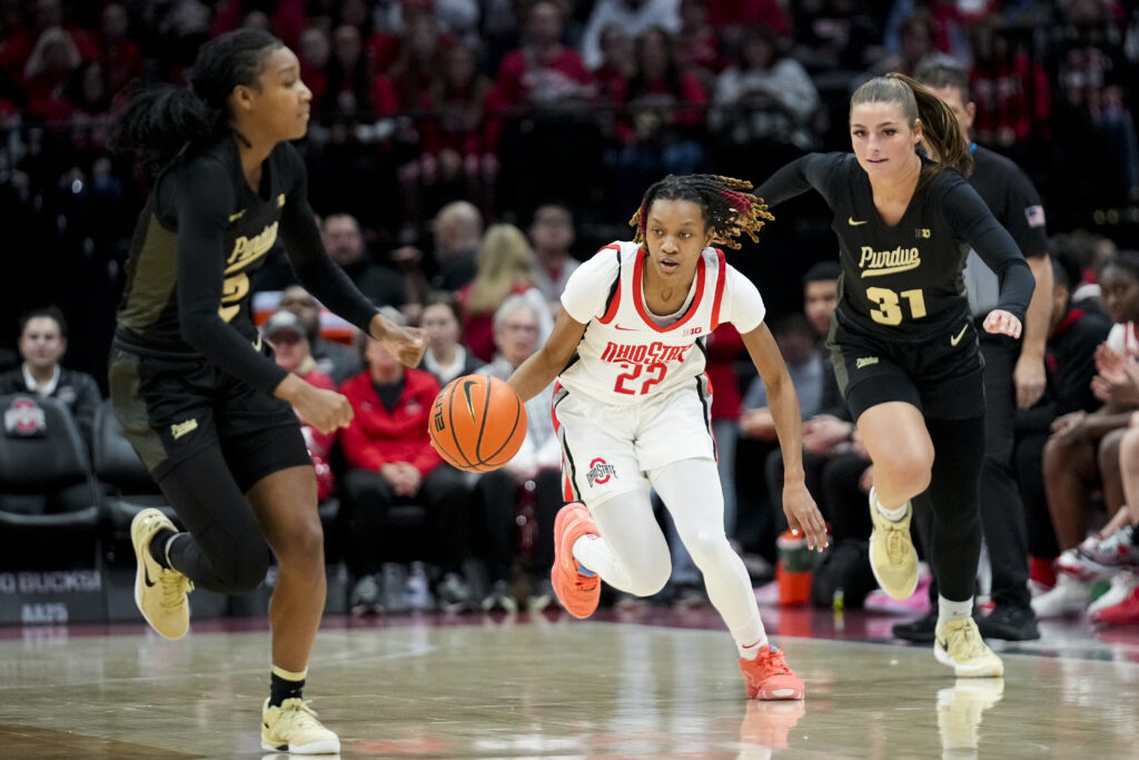 Big Ten Freshman of the Year Jaloni Cambridge following a steal against the Purdue Boilermakers during the 2024-25 regular season.