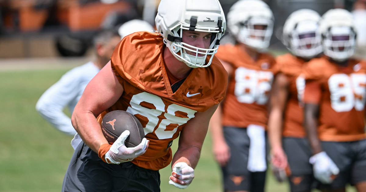 Jack Endries named to the Biletnikoff Award watch list