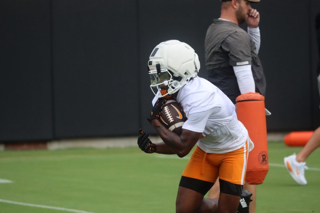 WR Travis Smith
