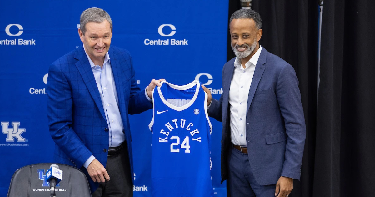 'Saddened and happy at the same time.' Kenny Brooks reacts to the Mitch Barnhart news