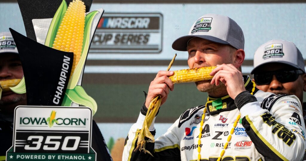 William Byron NASCAR win Iowa