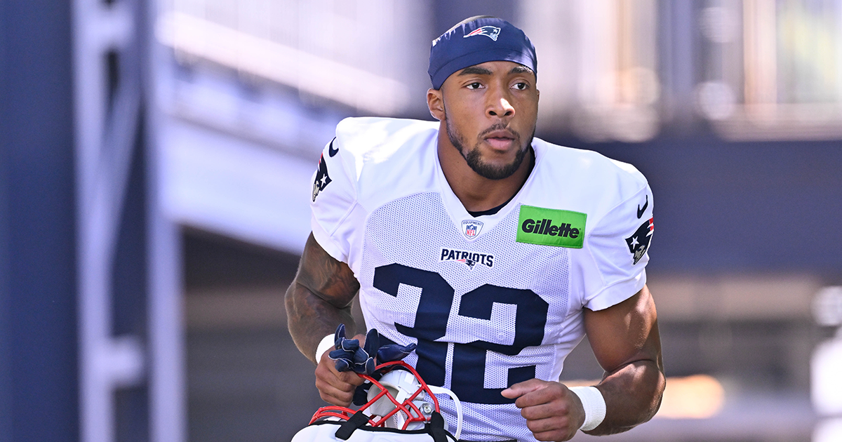 WATCH: TreVeyon Henderson scores kickoff return touchdown on first play of NFL career