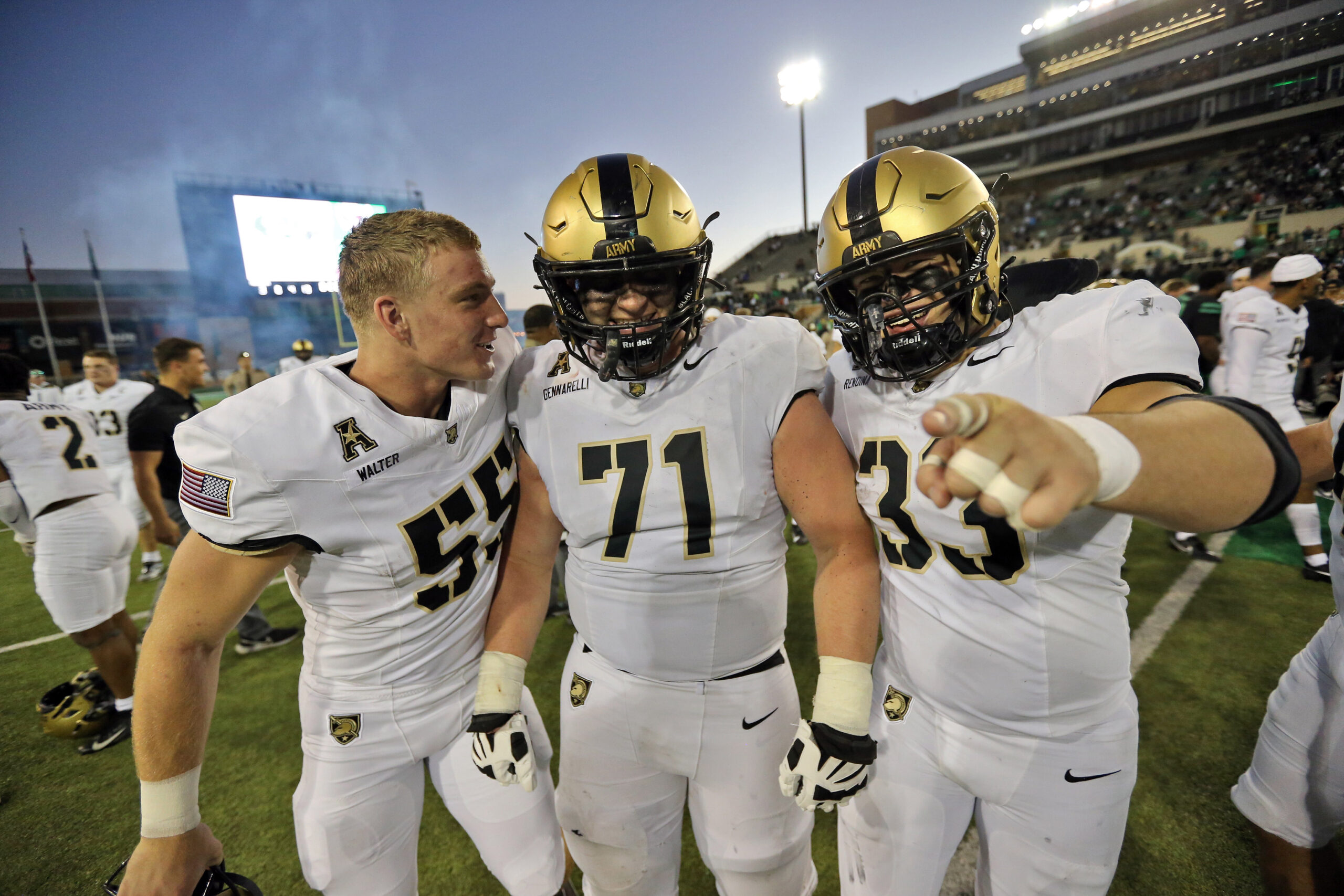 Gennarelli and Small Named to Lombardi Award Preseason Watch List