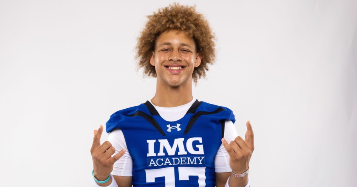 2028 DB Man Robinson signs with Rosenhaus Sports, talks top contenders in his recruitment