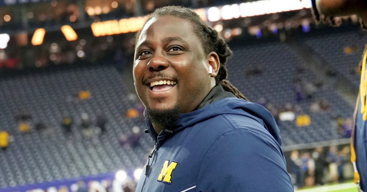 Report: Michigan staff member, former QB, Denard Robinson gets three-year show-cause from NCAA investigation