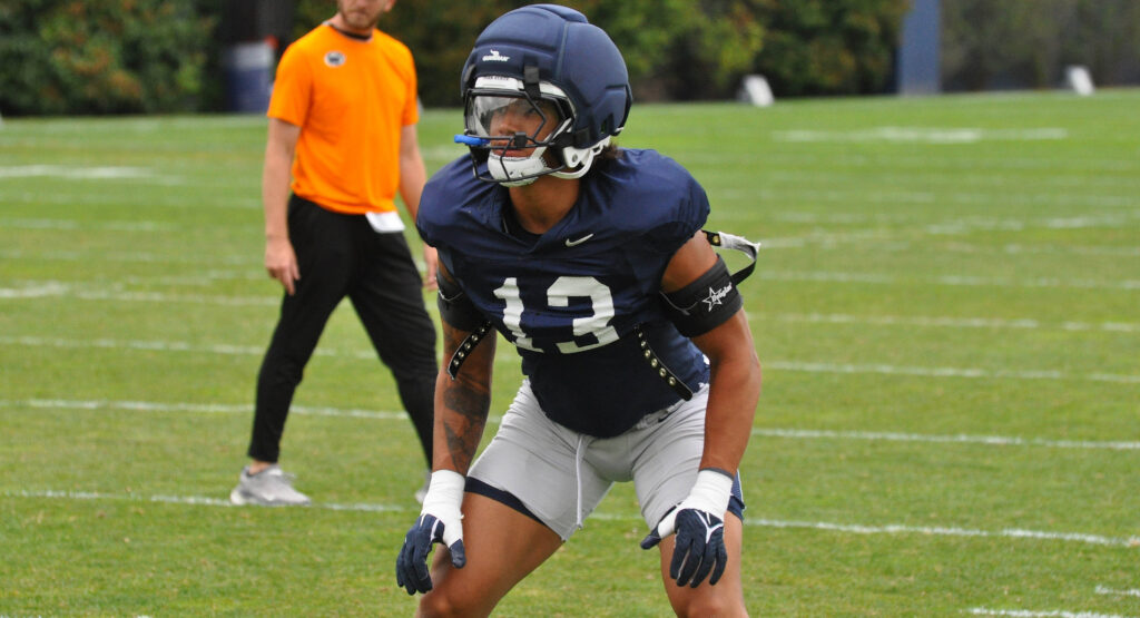Linebacker Tony Rojas