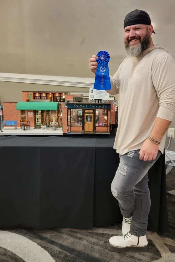 The Bearded Miniaturist wins a ribbon at the Kentucky State Fair