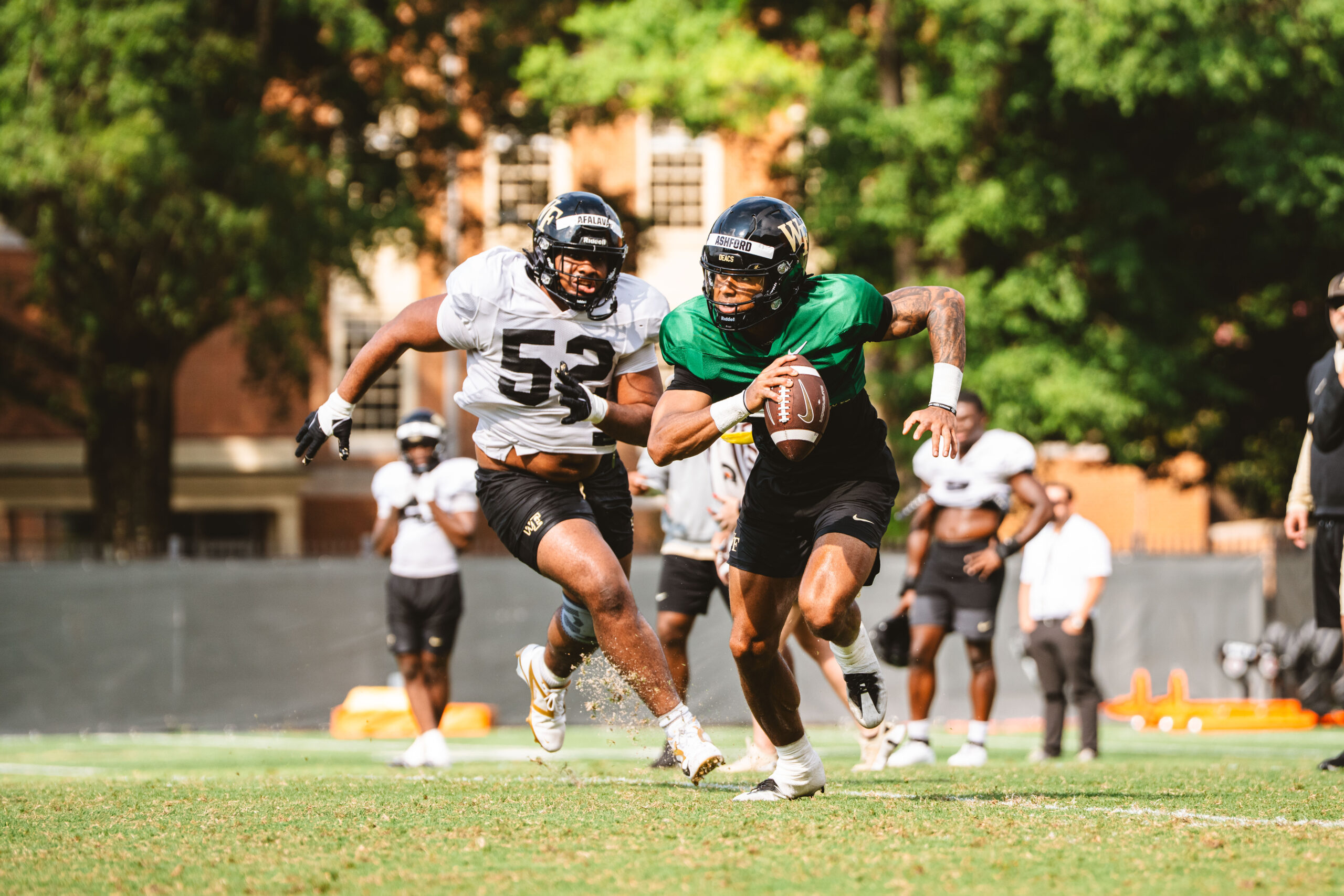 Sources: Wake Forest to start Robby Ashford - On3