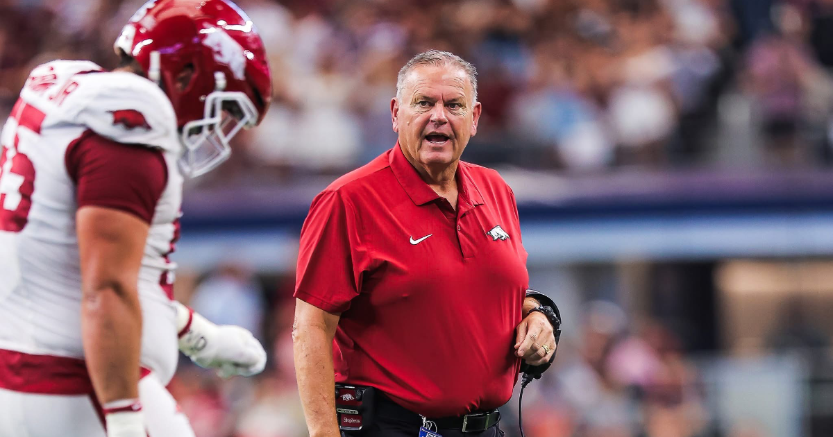 Sam Pittman reacts to Ole Miss leaving Austin Simmons off injury report, starting Trinidad Chambliss