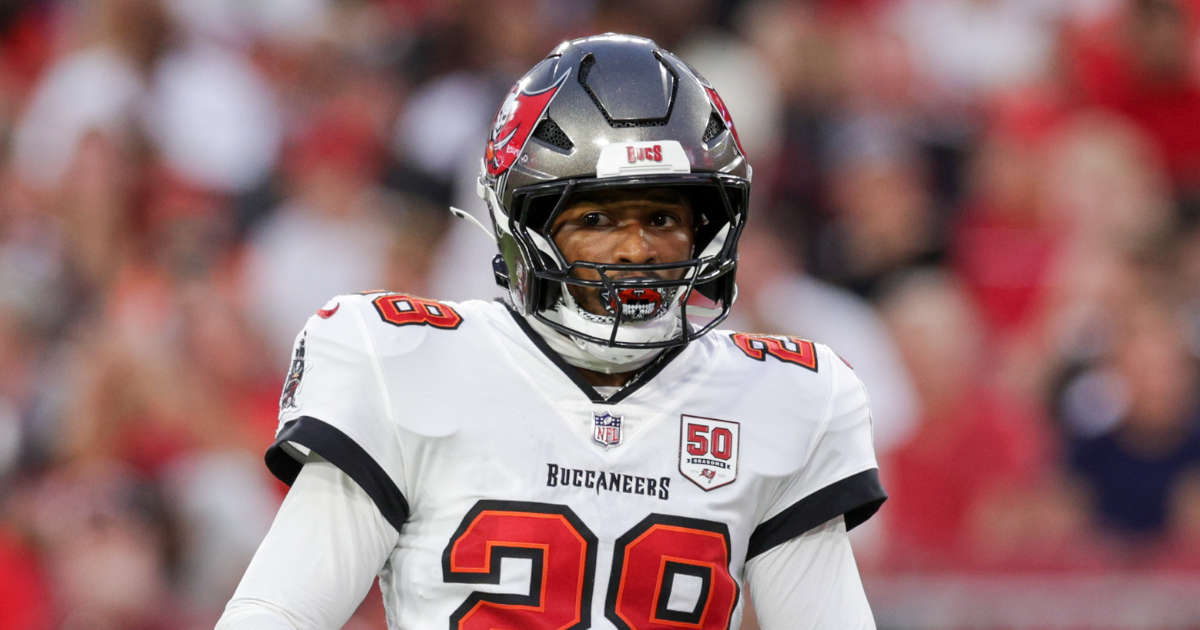 NFL punishes Shilo Sanders for punching Buccaneers player, ejection