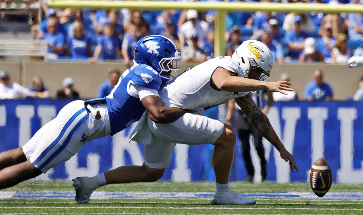 Kentucky’s defensive front shows off depth in win over Toledo