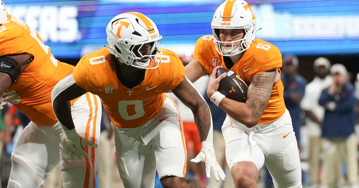 Joey Aguilar, Tennessee offense take step in right direction