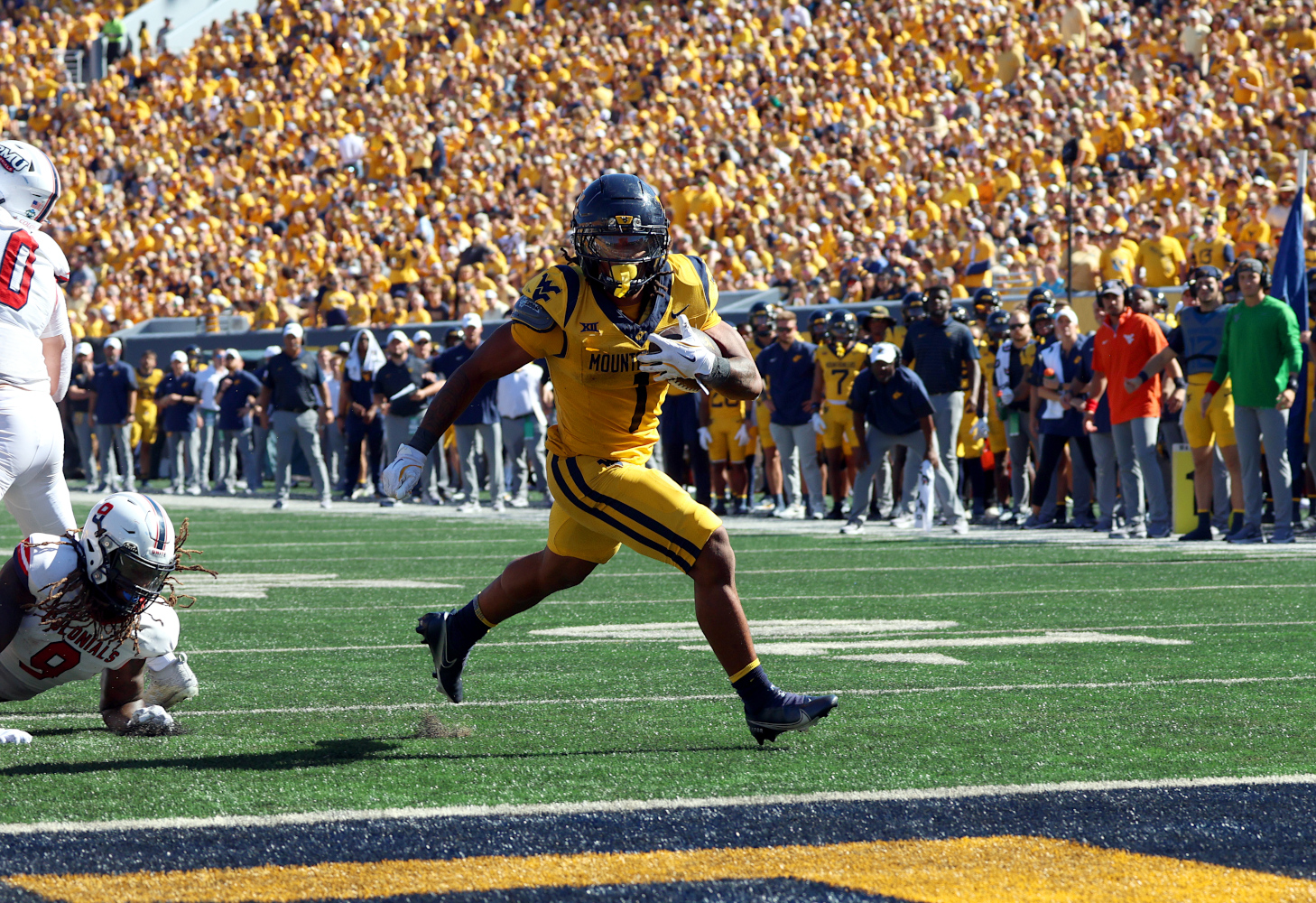 Jahiem White productive, but Rodriguez wants to get him loose