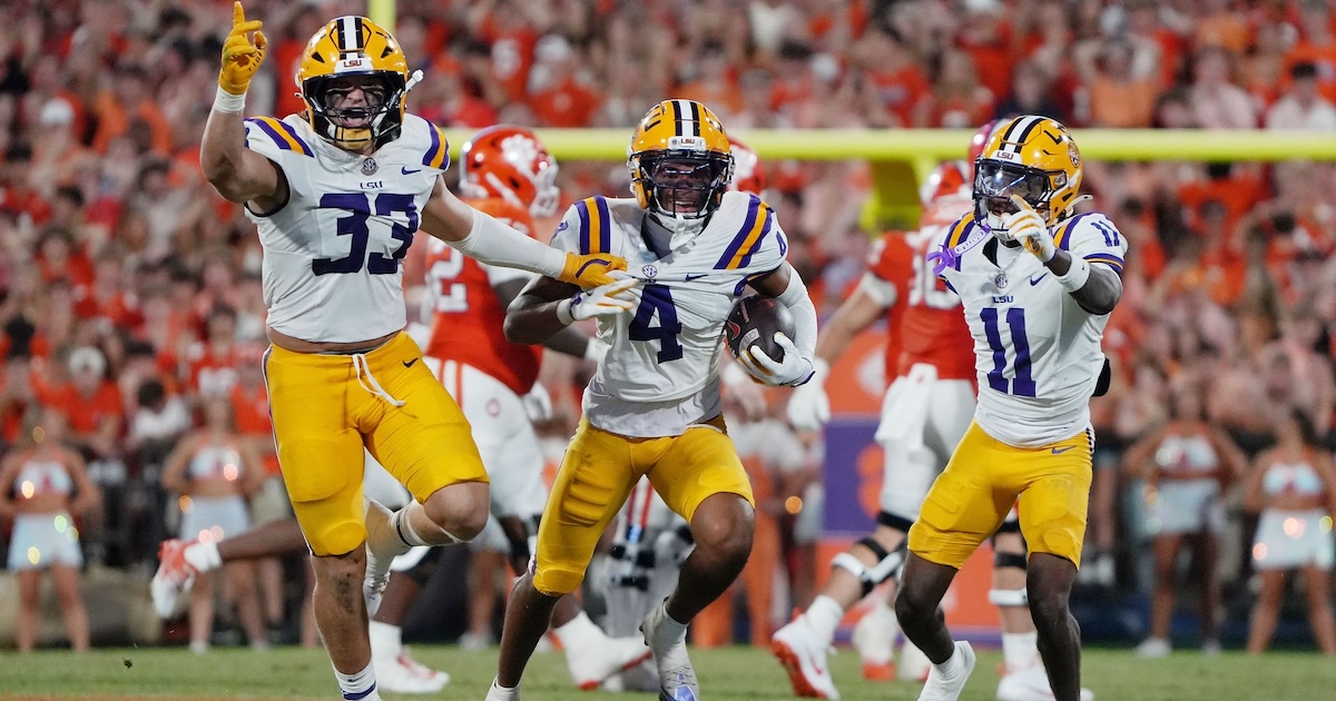 LSU pounds Clemson, looks like a playoff team