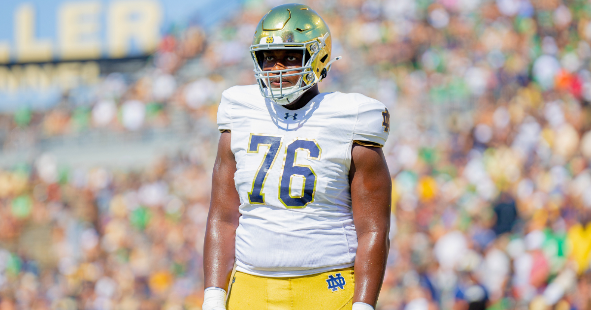 Redshirt freshman making first career start for Notre Dame at right guard against Miami