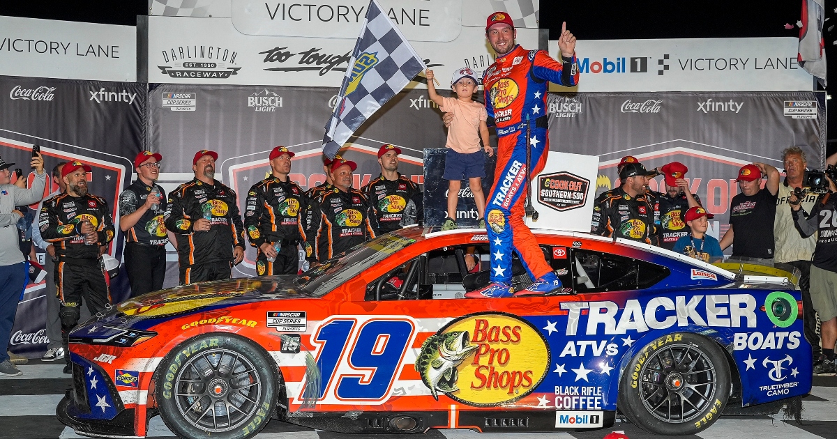 Denny Hamlin weighs Chase Briscoe, No. 19 team NASCAR Championship 4 potential