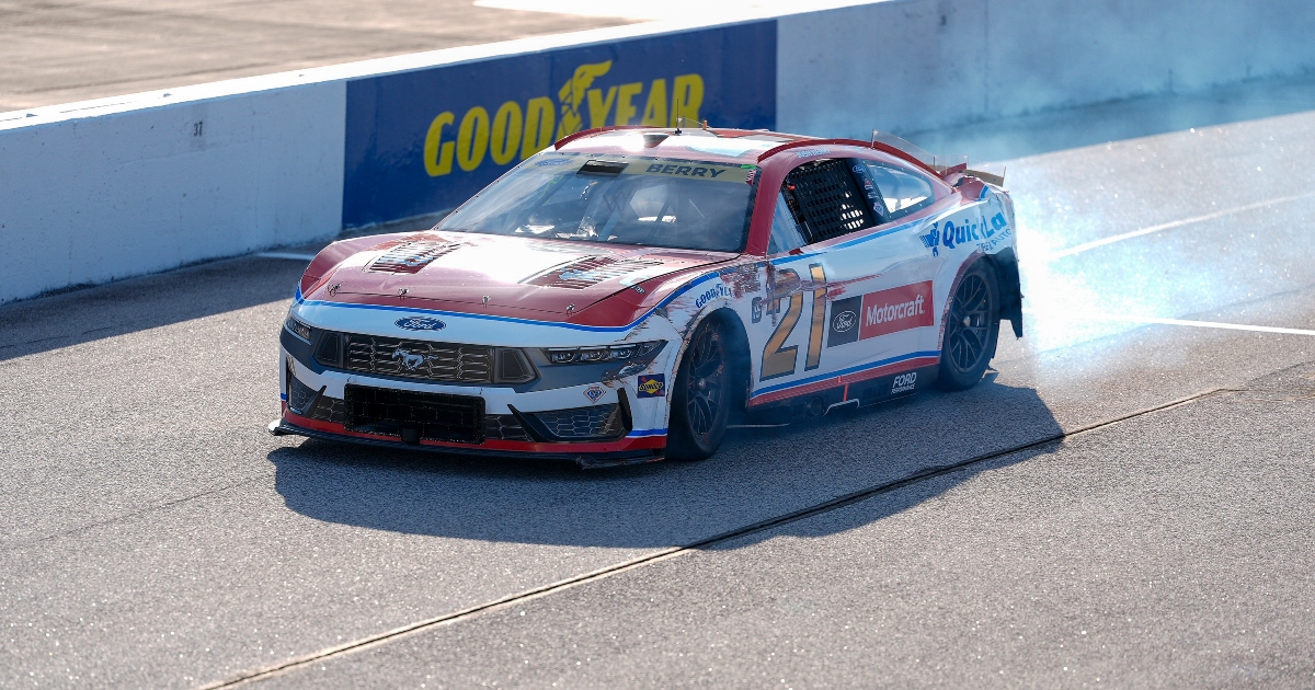 Josh Berry intenta romper lo que salió mal en la dorso 1 de decadencia en Darlington
