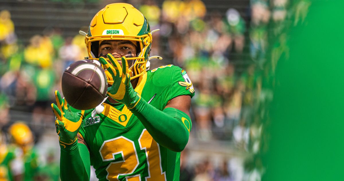 Aaron Flowers Discusses Growth From Redshirt Year, Prep for Oklahoma State