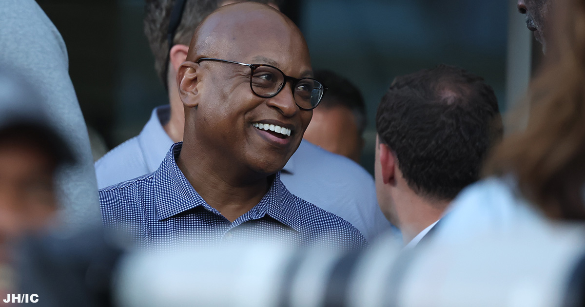 Hubert Davis Thankful for First Offseason With GM Jim Tanner Hubert Davis Thankful for First Offseason With GM Jim Tanner