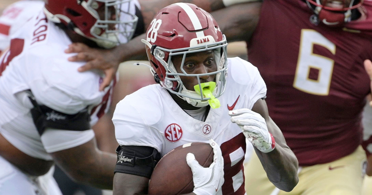 ‘They won’t even run to the ball for him’