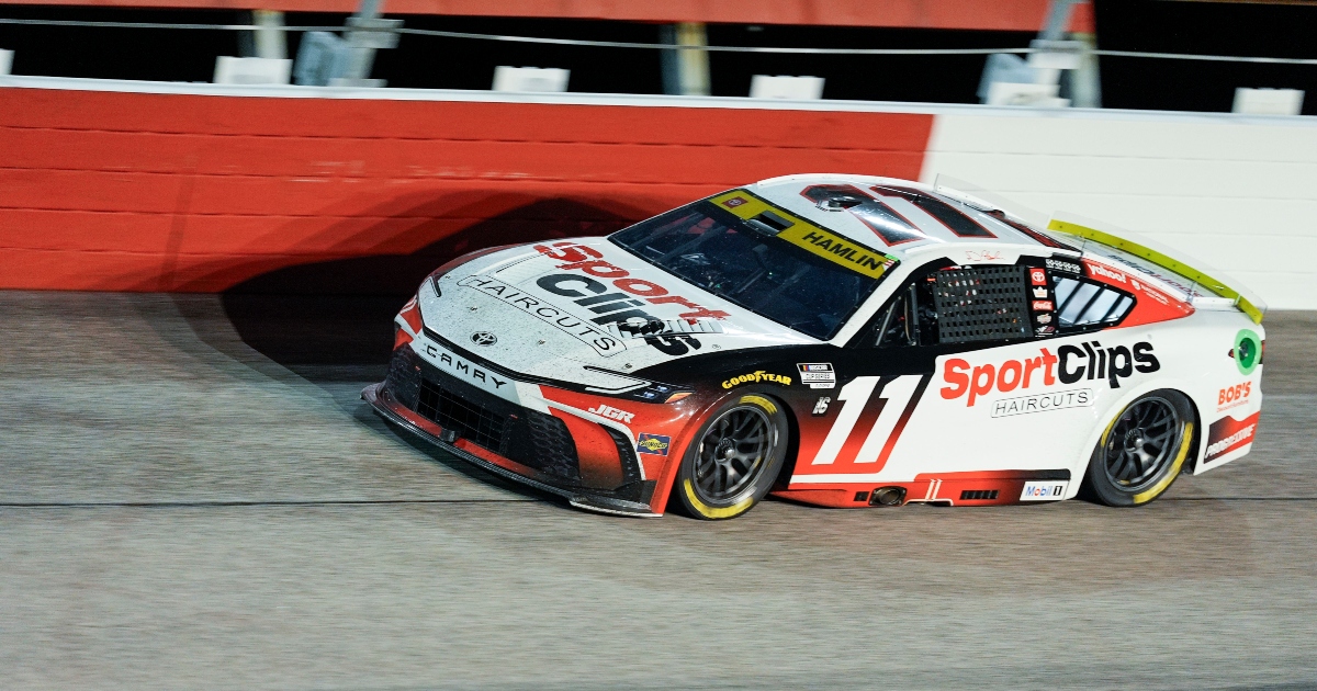Denny Hamlin sounds off on Darlington clutch issues, all kinds of 'gremlins' rearing their head