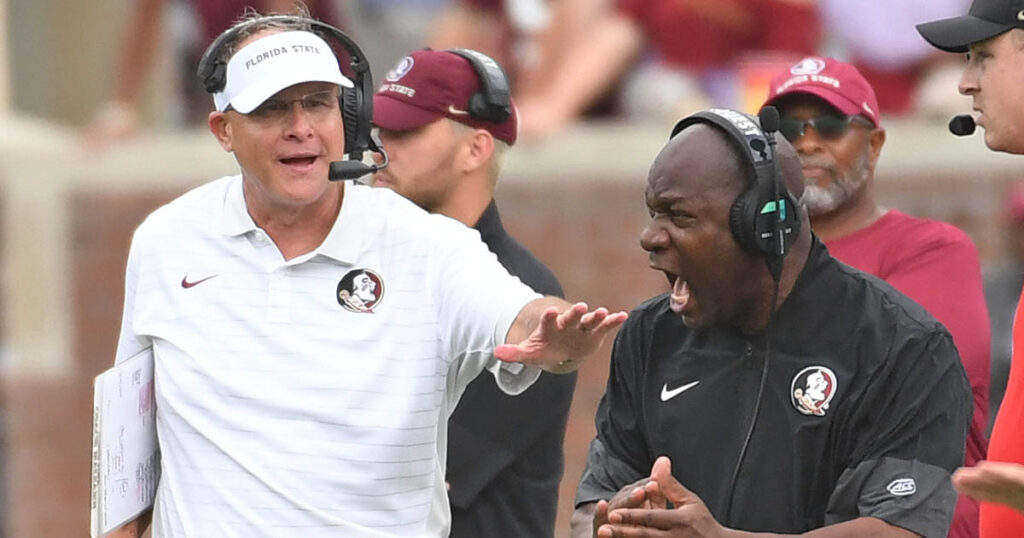 FSU offensive coordinator Gus Malzahn (left) and David Johnson react during the Seminoles' opening win over Alabama. (Bob Myers/Warchant)