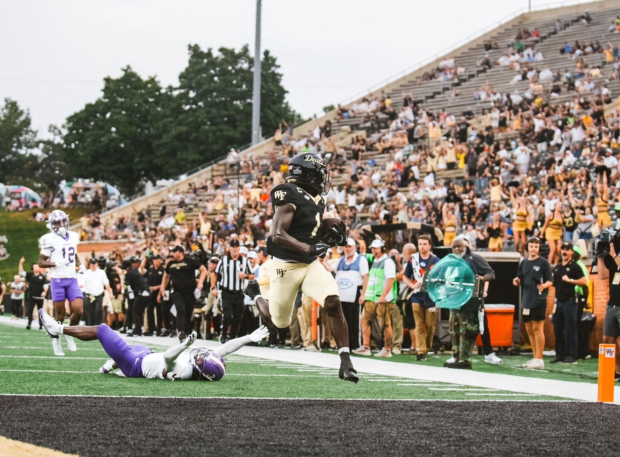 Wake Forest stops, starts, laps Western Carolina