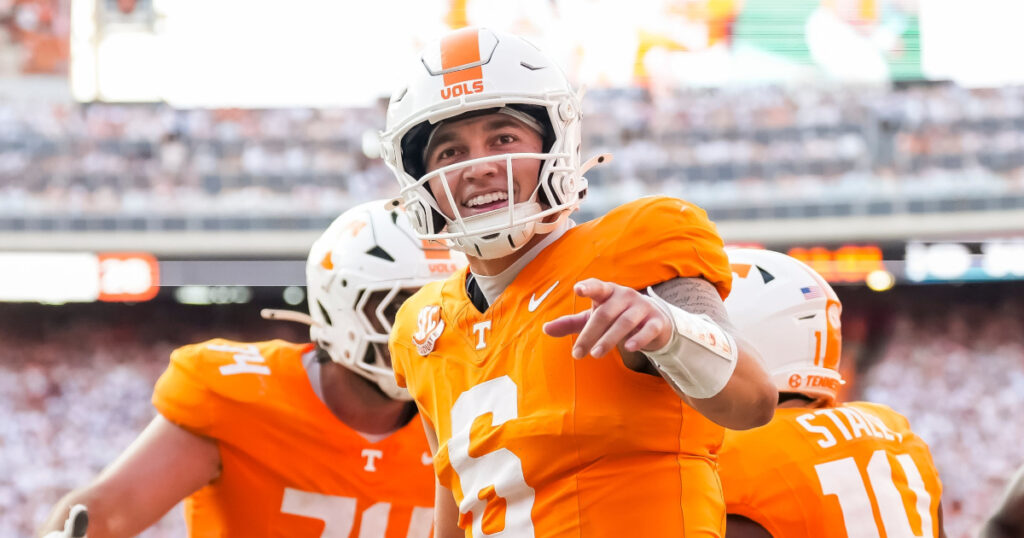 Tennessee Volunteers QB Joey Aguilar