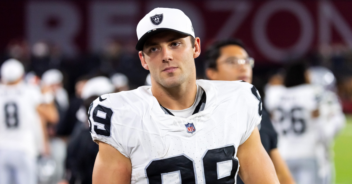 Brock Bowers injury update: Raiders make final decision on TE vs. Chargers