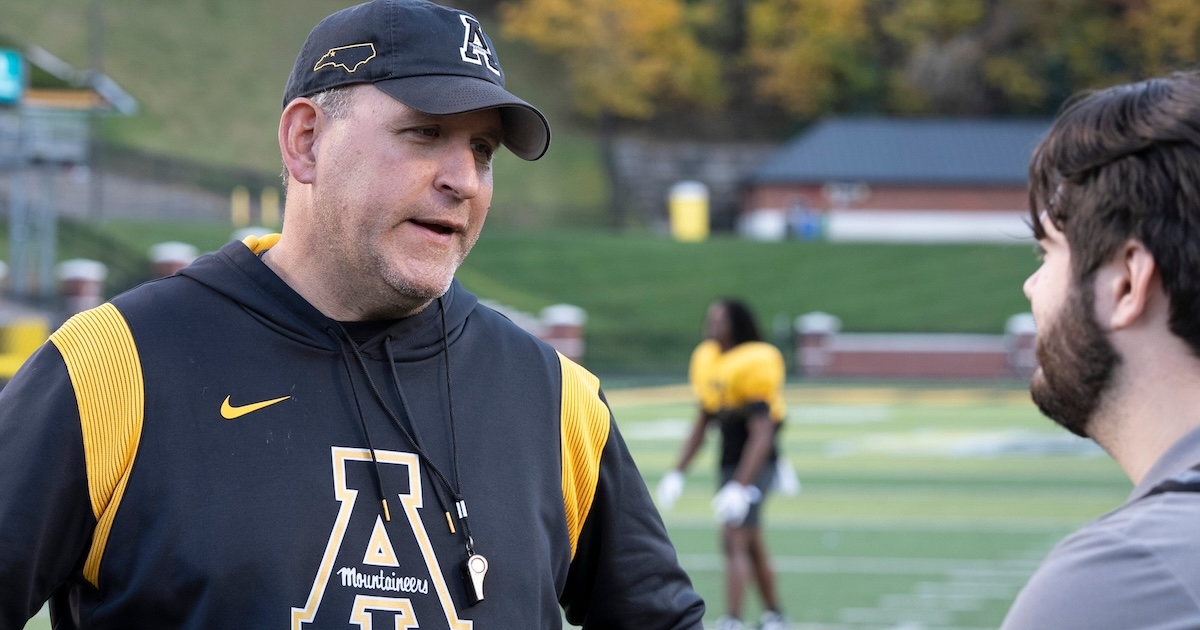 UCF offensive line coach, former Appalachian State coach Shawn Clark dies at 50