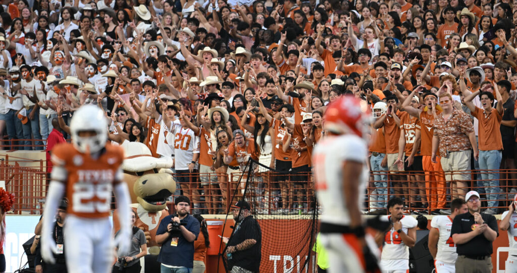 Texas fans
