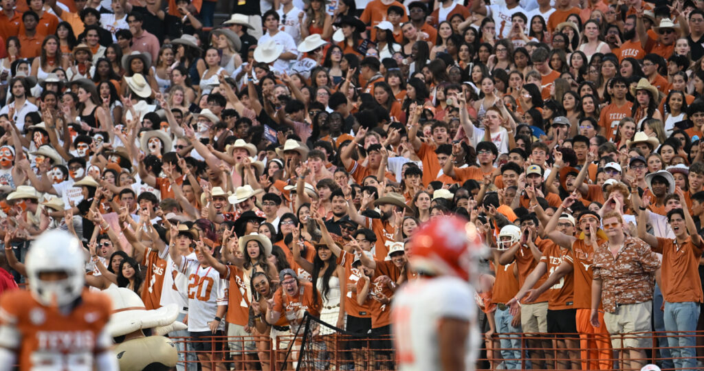 Texas fans