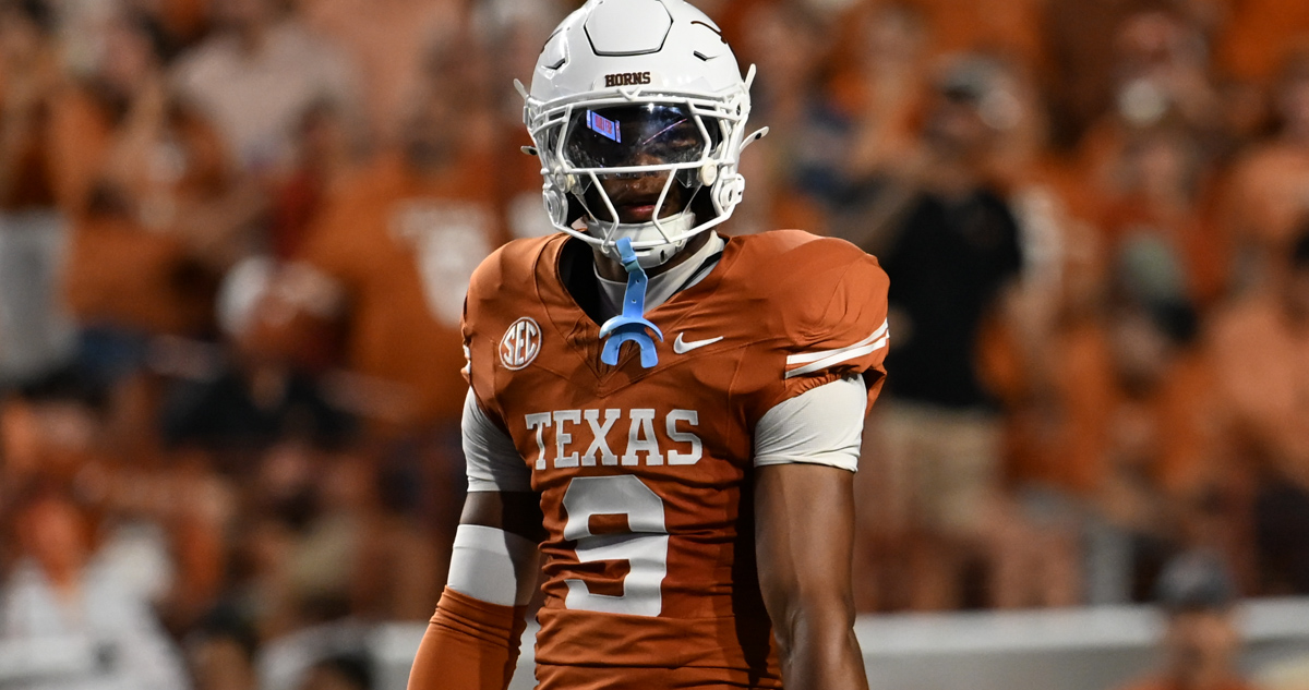 な*め様 希少　robert cary-williams タンクトップ　サルエル Texas Fall Camp: Jonah Williams making major strides in scrimmage