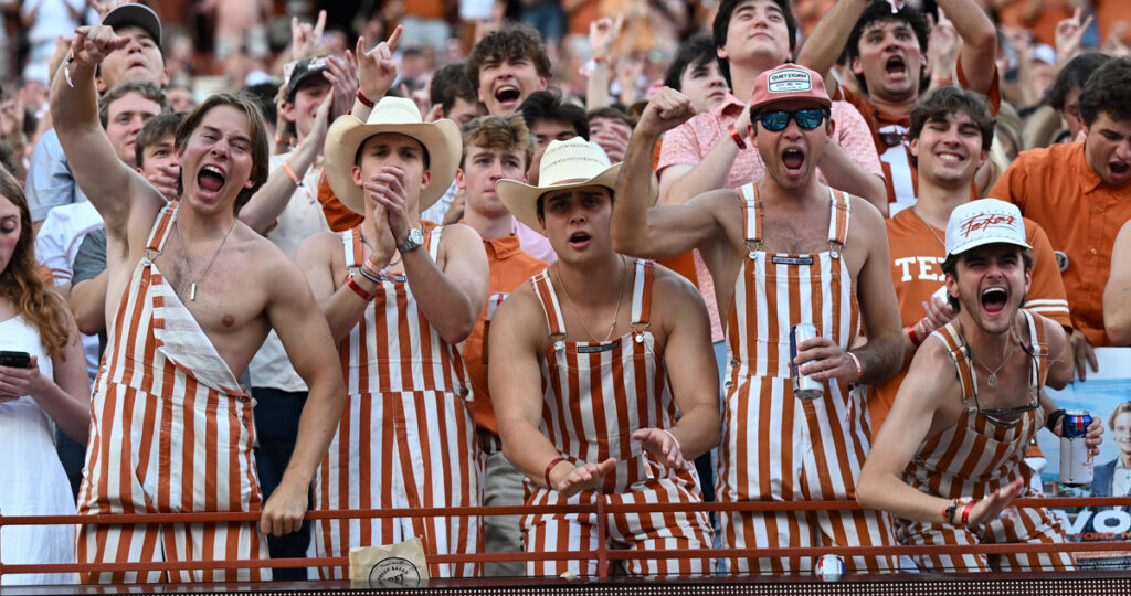 Texas fans