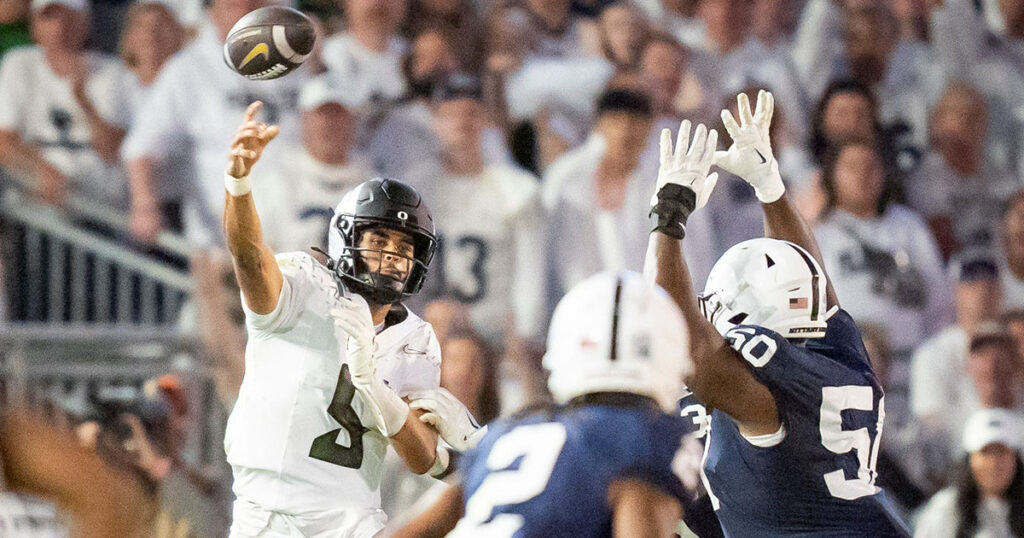Oregon QB Dante Moore