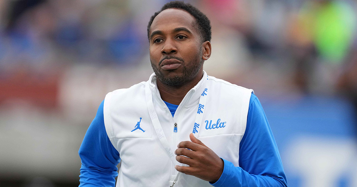 WATCH: Banner flies above Rose Bowl calling for UCLA to fire AD Martin Jarmond