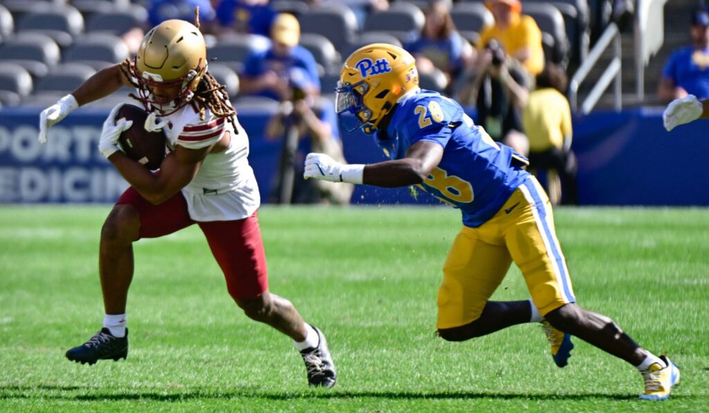 Pitt CB Shawn Lee Jr. (28) attempts to make a play on a Boston College running back. Oct. 4, 2025 - Ed Thompson / PSN