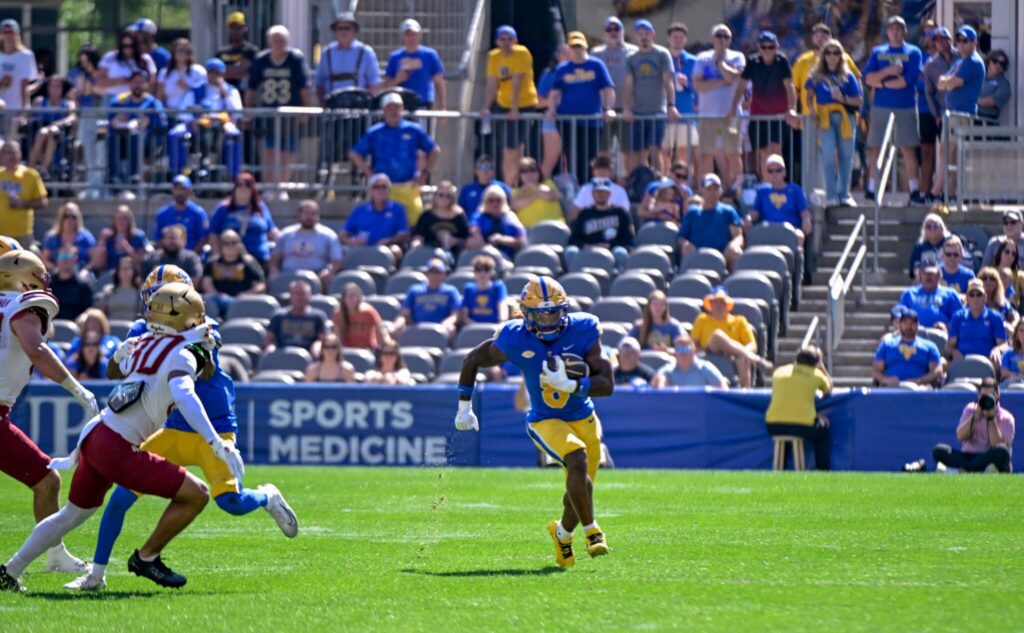 Running back Juelz Goff with room to run against Boston College. Oct. 4, 2025 - Ed Thompson / PSN