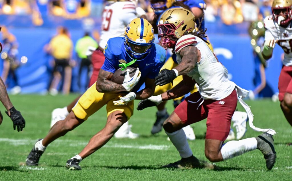 Pitt wide receiver Kenny Johnson makes a play vs. Boston College. Oct. 4, 2025 - Ed Thompson / PSN