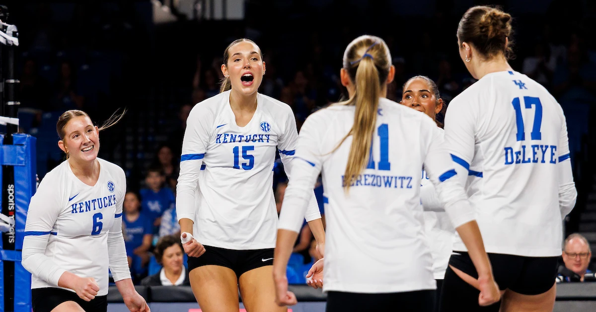 Kentucky VB Picks Up Another Top-10 Win, Extends Winning Streak to Eight